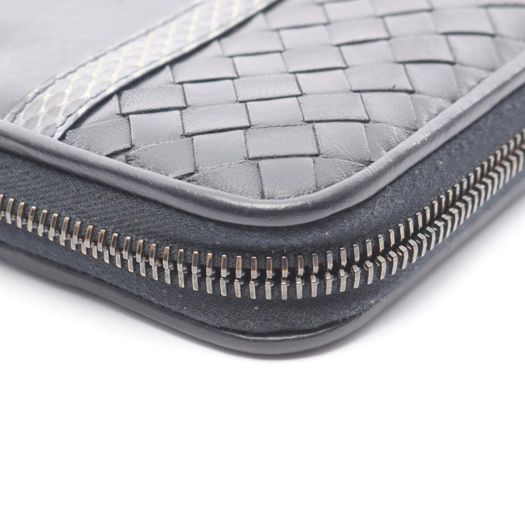 Bottega Veneta Black Leather Long Wallet (Bi-Fold)