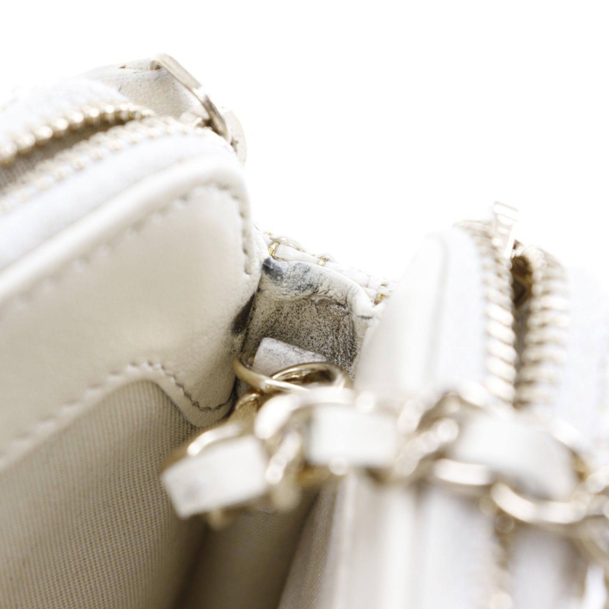 Chanel White Tweed Shoulder Bag