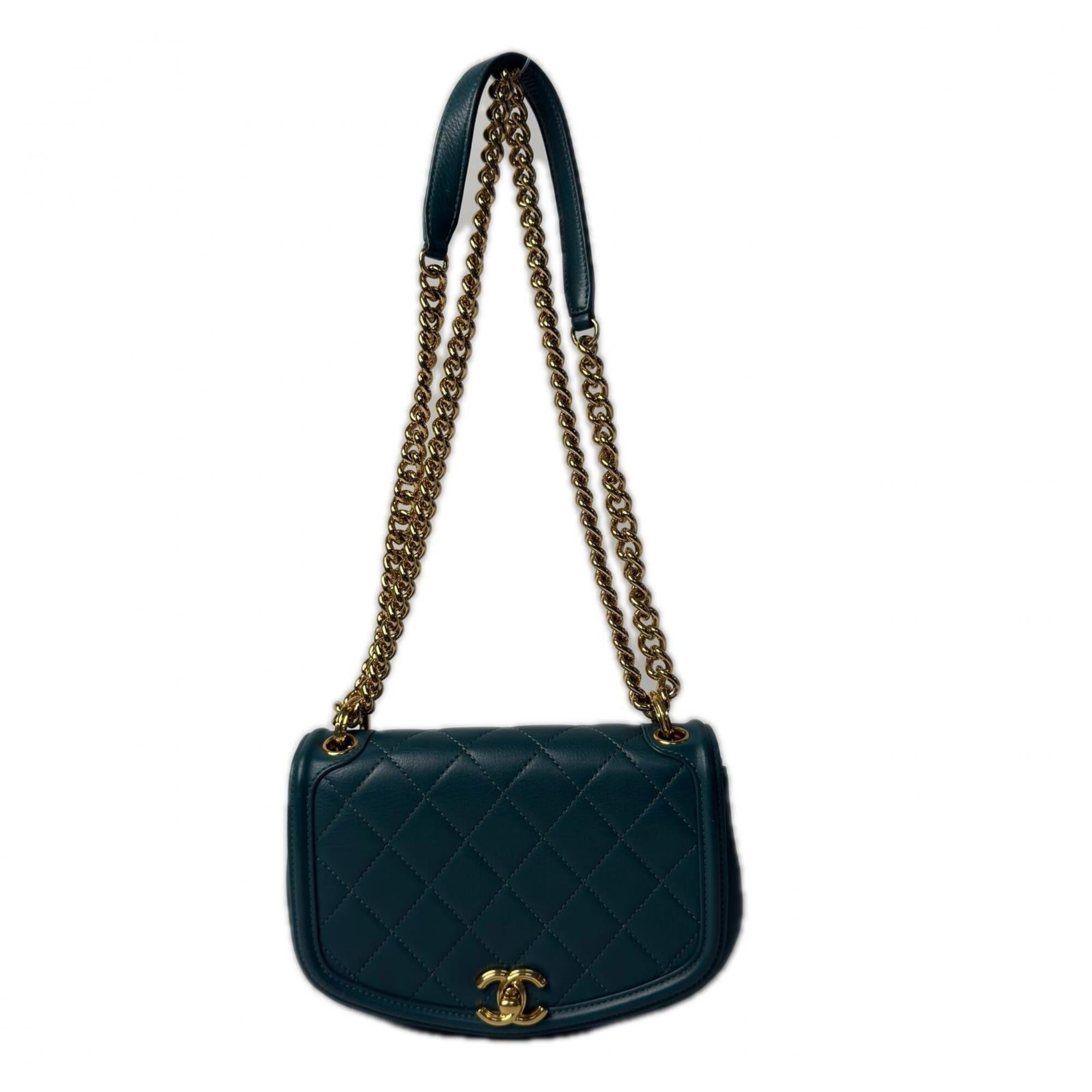 Chanel Green Leather Shoulder Bag