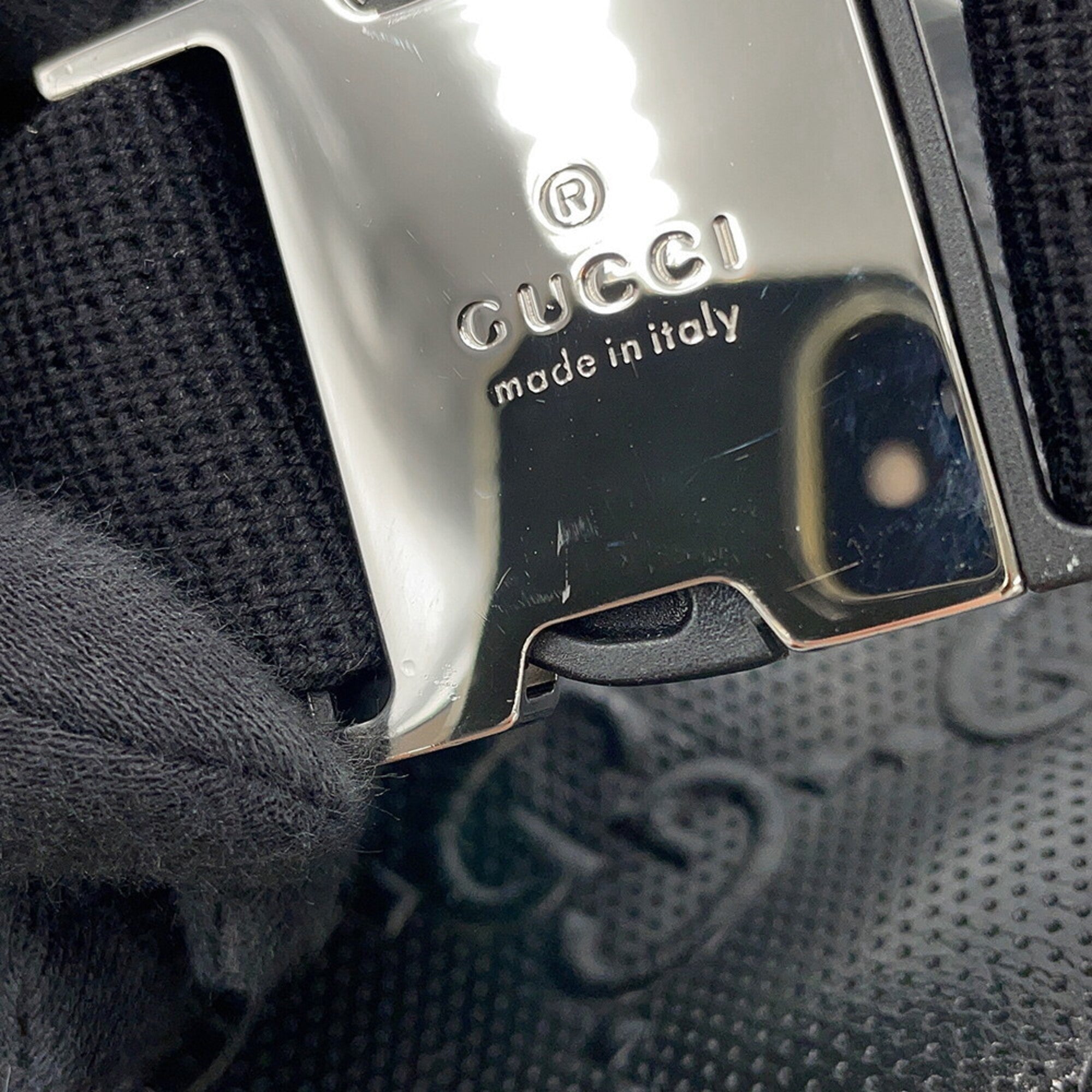 Gucci Black Leather Handbag Sling Bag (Pre-Owned)