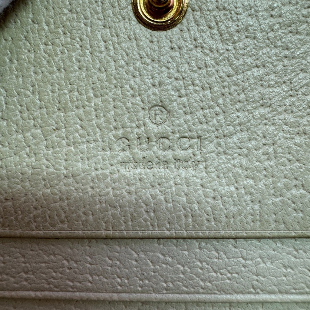 Gucci White Leather Wallet (Bi-Fold) (Pre-Owned)