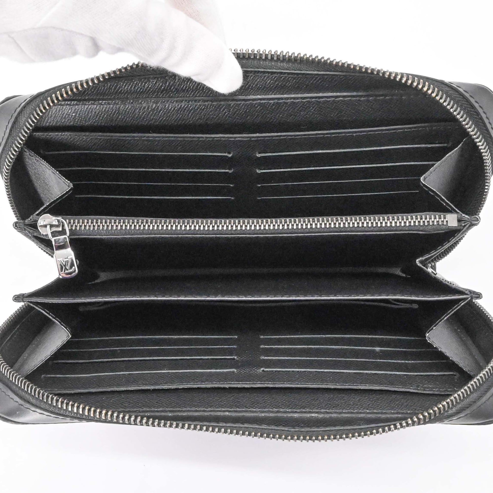 Louis Vuitton Black Monogram Eclipse Monogram Eclipse Long Wallet