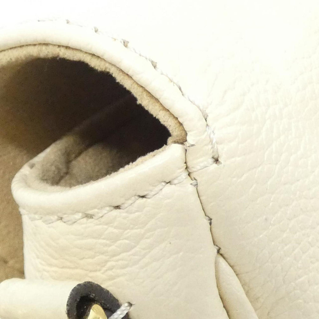 Louis Vuitton Cream Leather Shoulder Bag