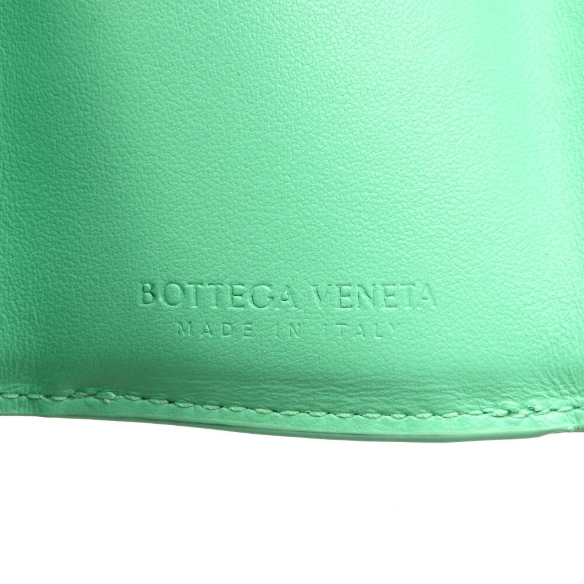 Bottega Veneta Green Leather Wallet (Tri-Fold)