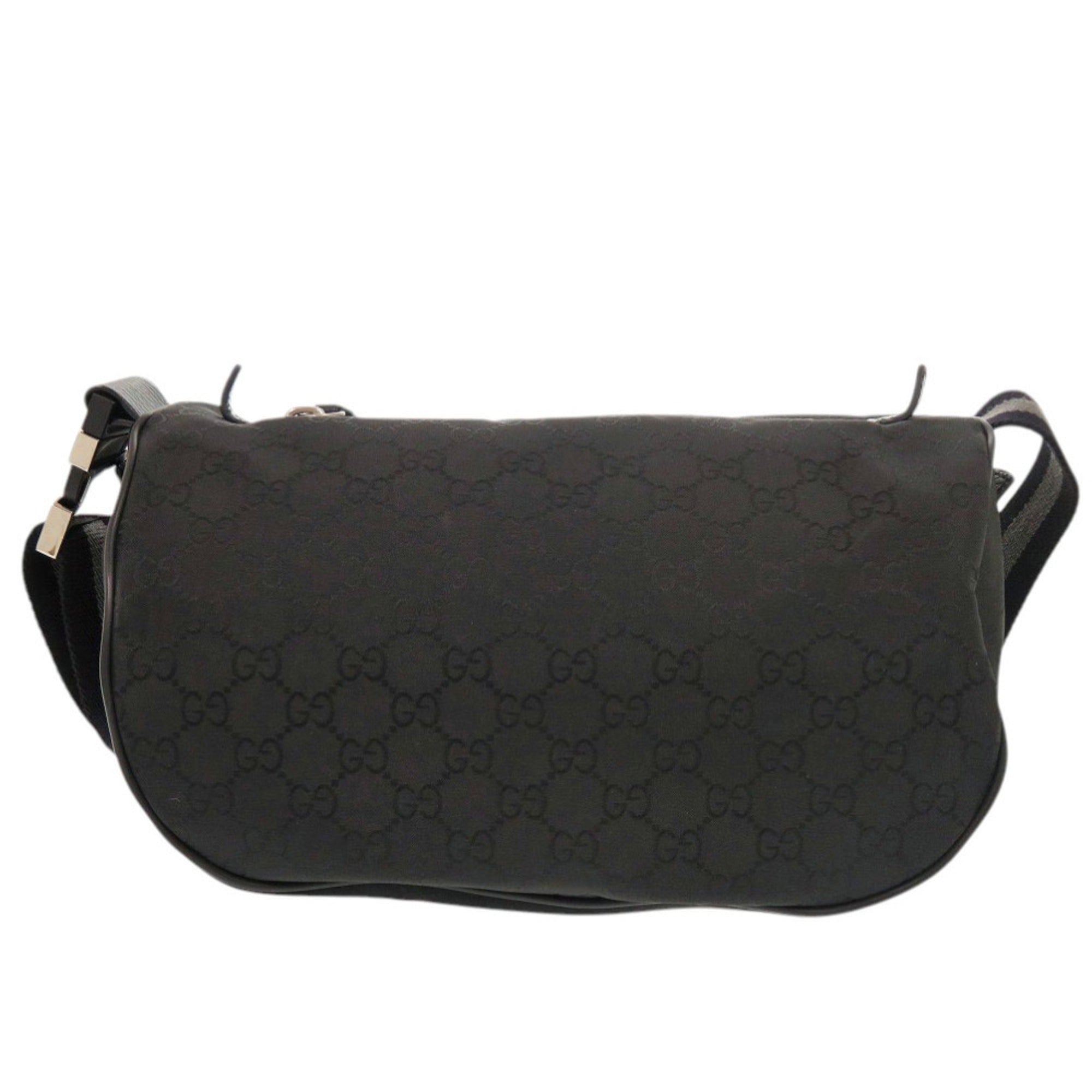 Gucci Black Nylon Fanny Pack (Pre-Owned)