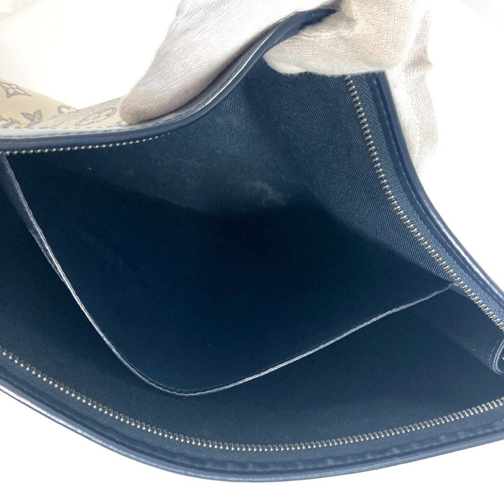 Louis Vuitton Navy White Leather Clutch Bag Pochette Pouch