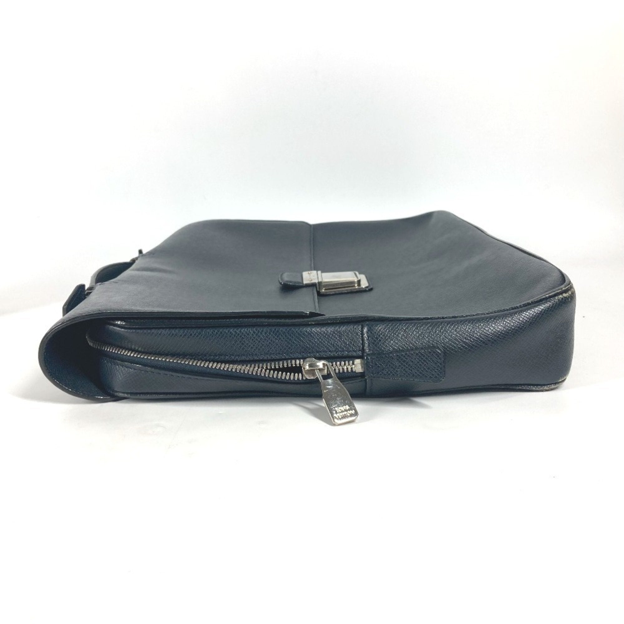 Louis Vuitton Boreal Dark Navy Taiga Leather Leather Briefcase