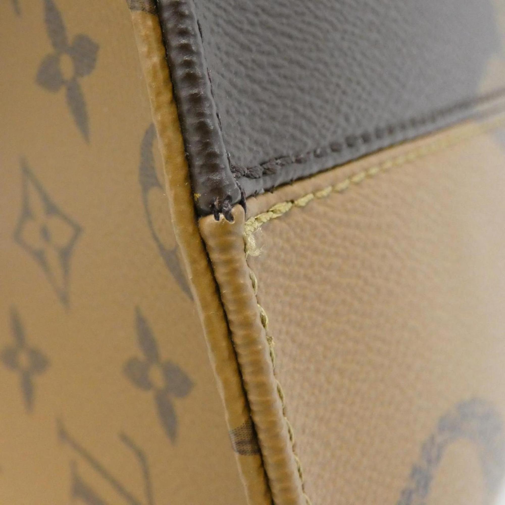 Louis Vuitton Marron Coated Canvas Handbag