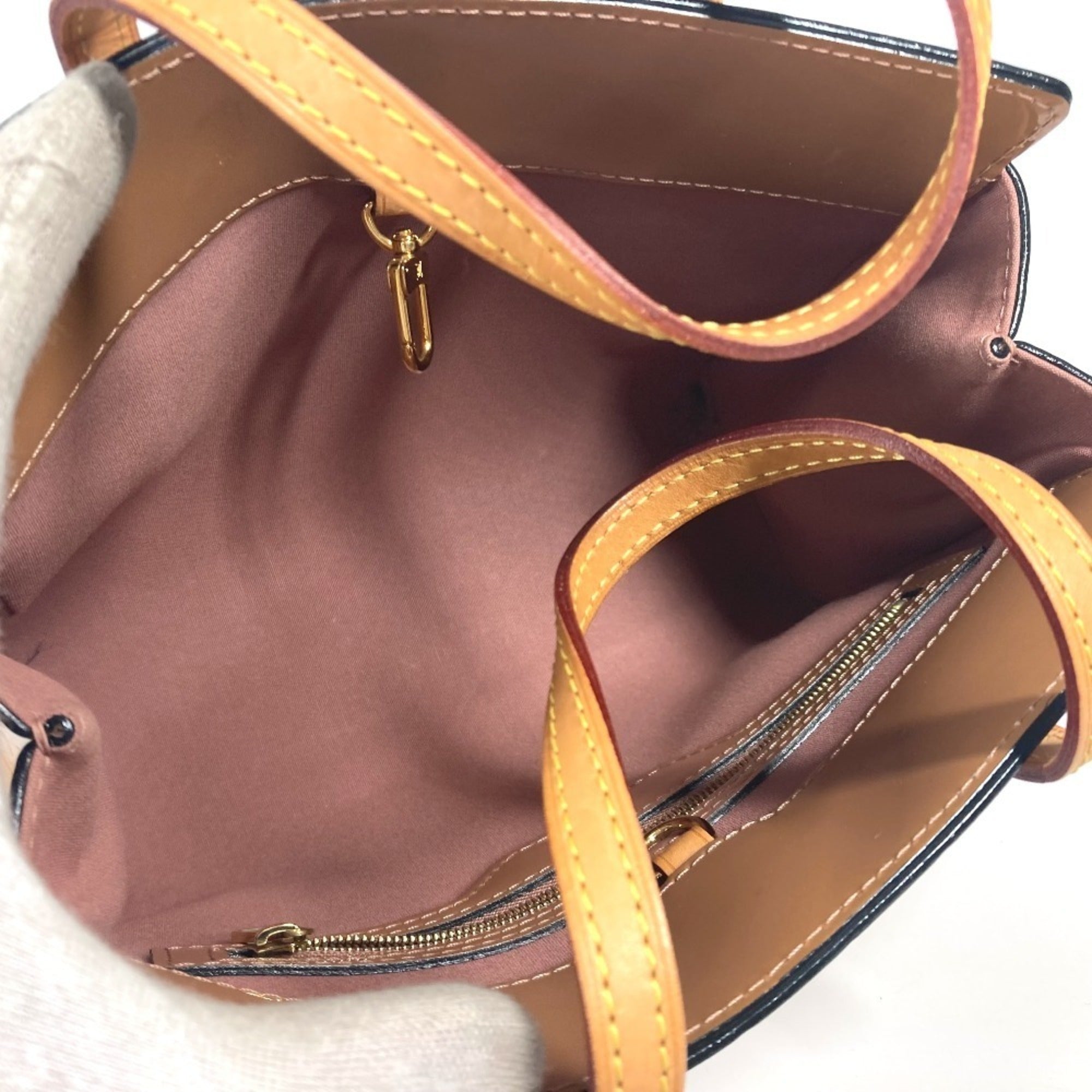Louis Vuitton Monogram Vernis Beige Rose Velours Monogram Vernis Handbag Tote Bag