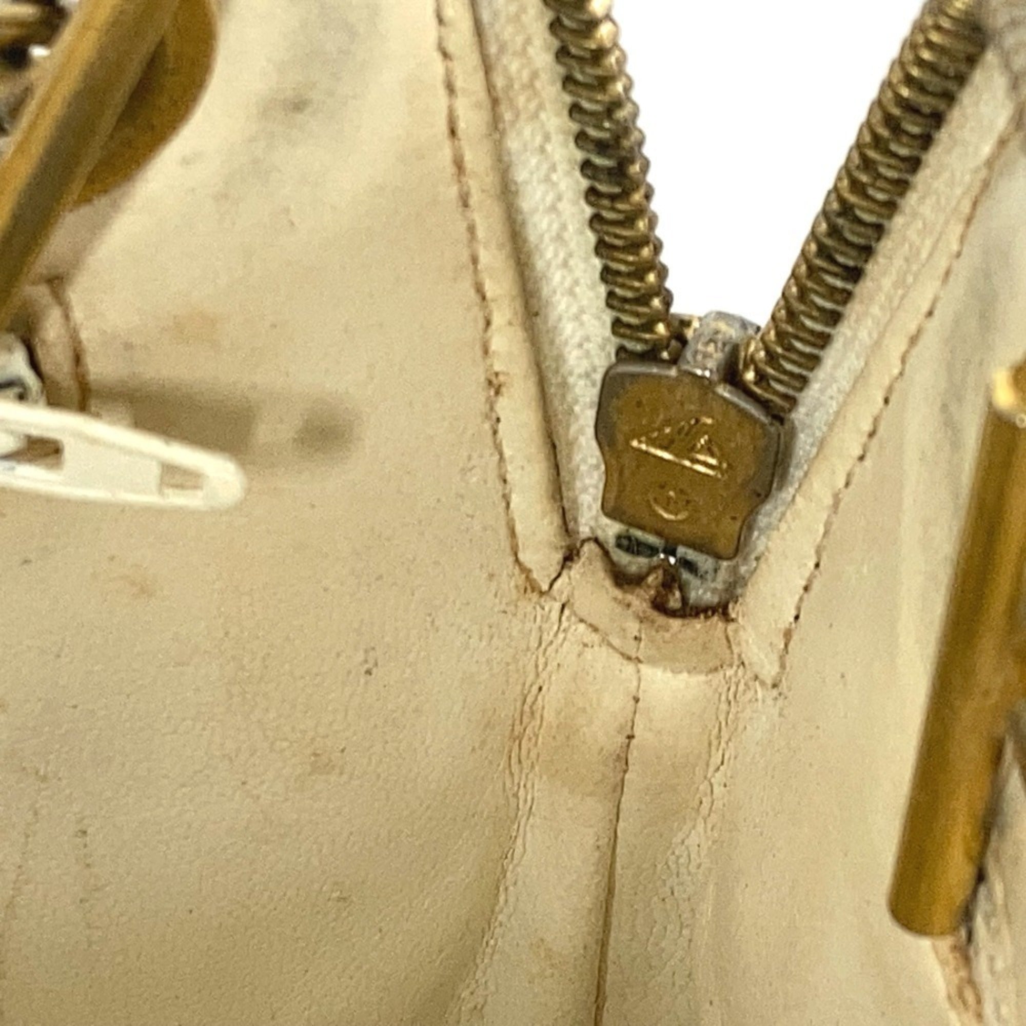 Chanel White Leather Shoulder Bag