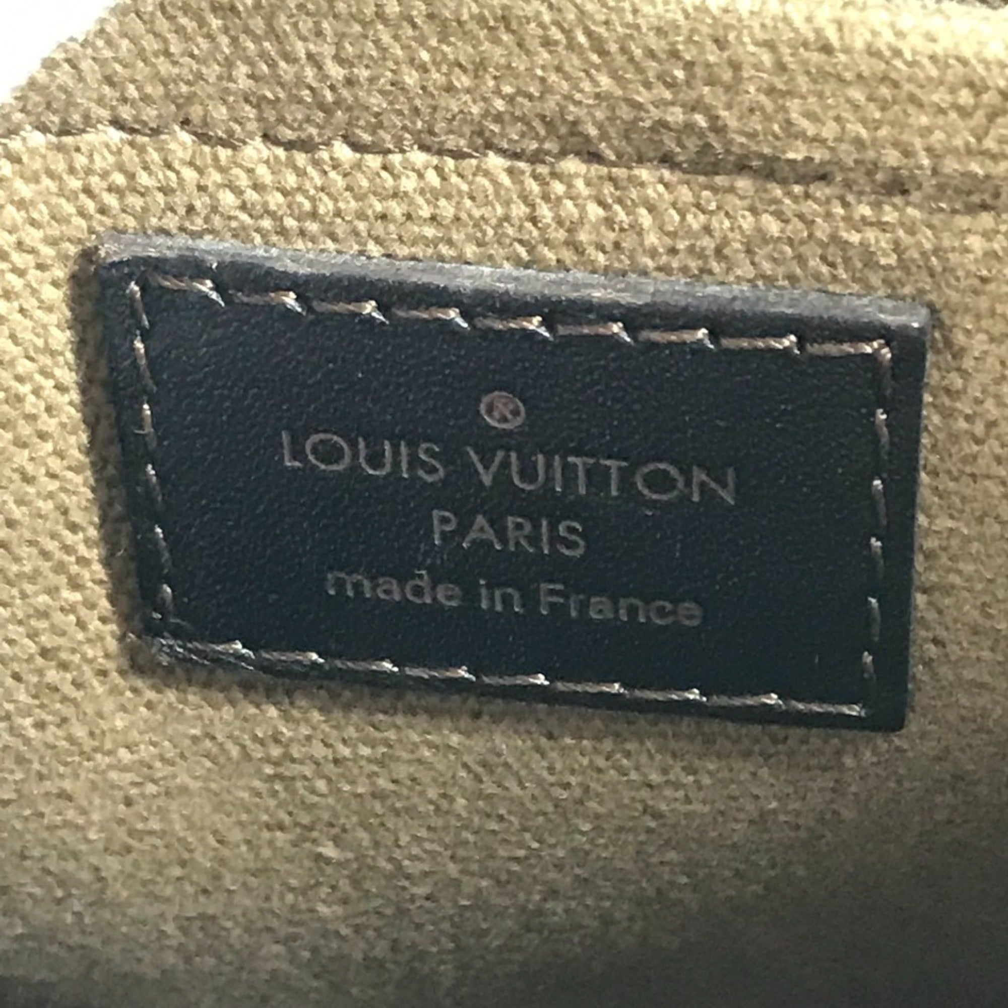 Louis Vuitton Brown Coffee Utah Leather Messenger Bag Shoulder Bag