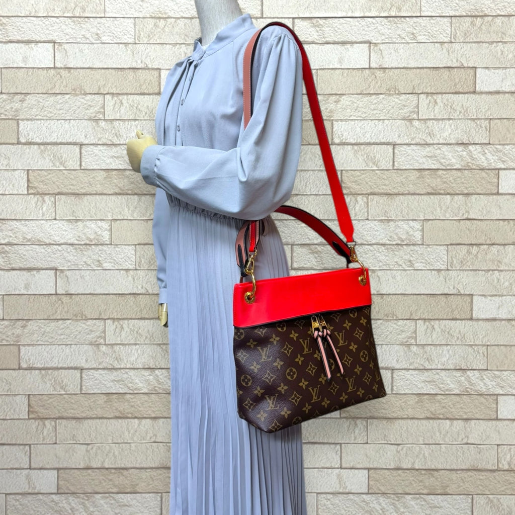 Louis Vuitton Brown Red Color Monogram Canvas Shoulder Bag