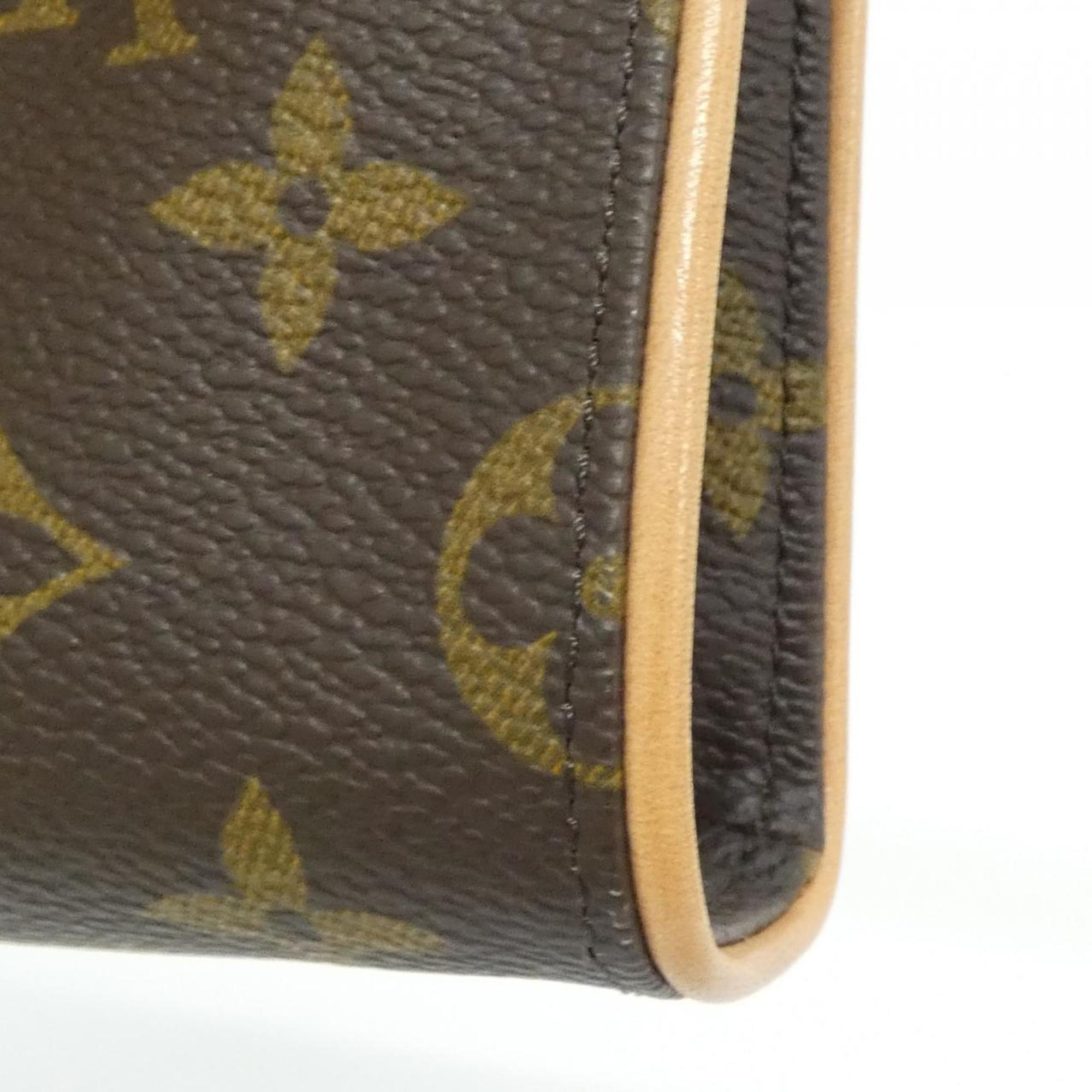 Louis Vuitton Marron Coated Canvas Fanny Pack Pochette