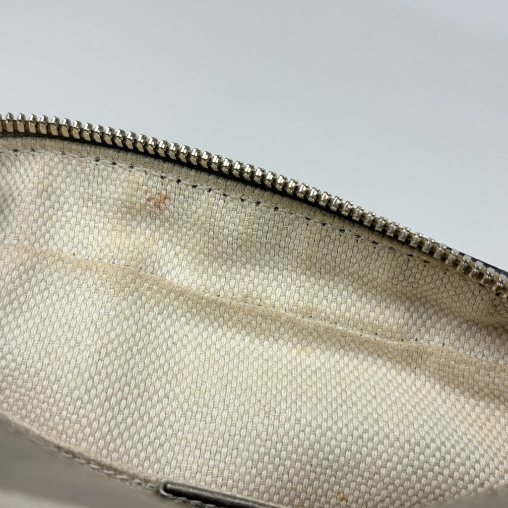 Gucci Gold Leather Shoulder Bag (Pre-Owned)