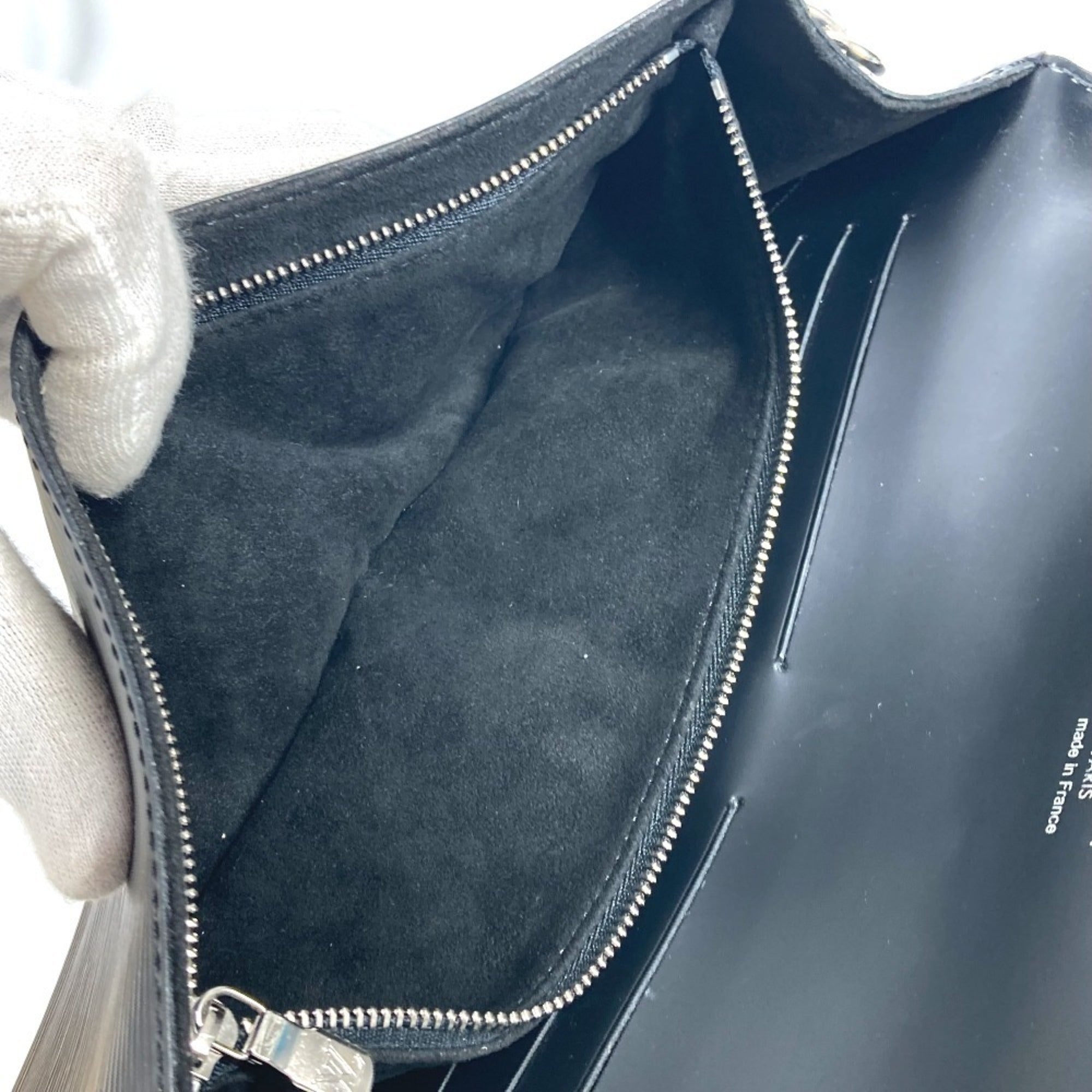 Louis Vuitton Black Epi Leather Clutch Bag Shoulder Bag
