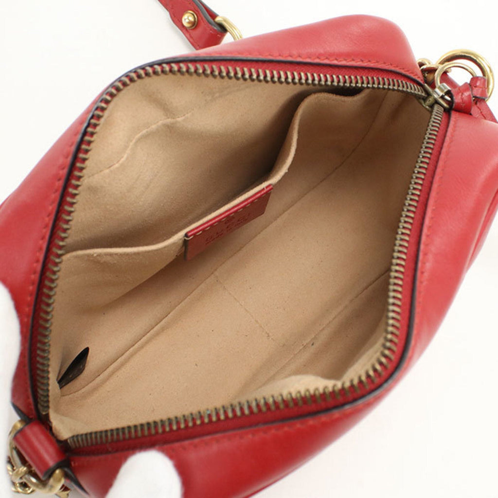 Gucci Red Color Quilting Shoulder Bag (Pre-Owned)