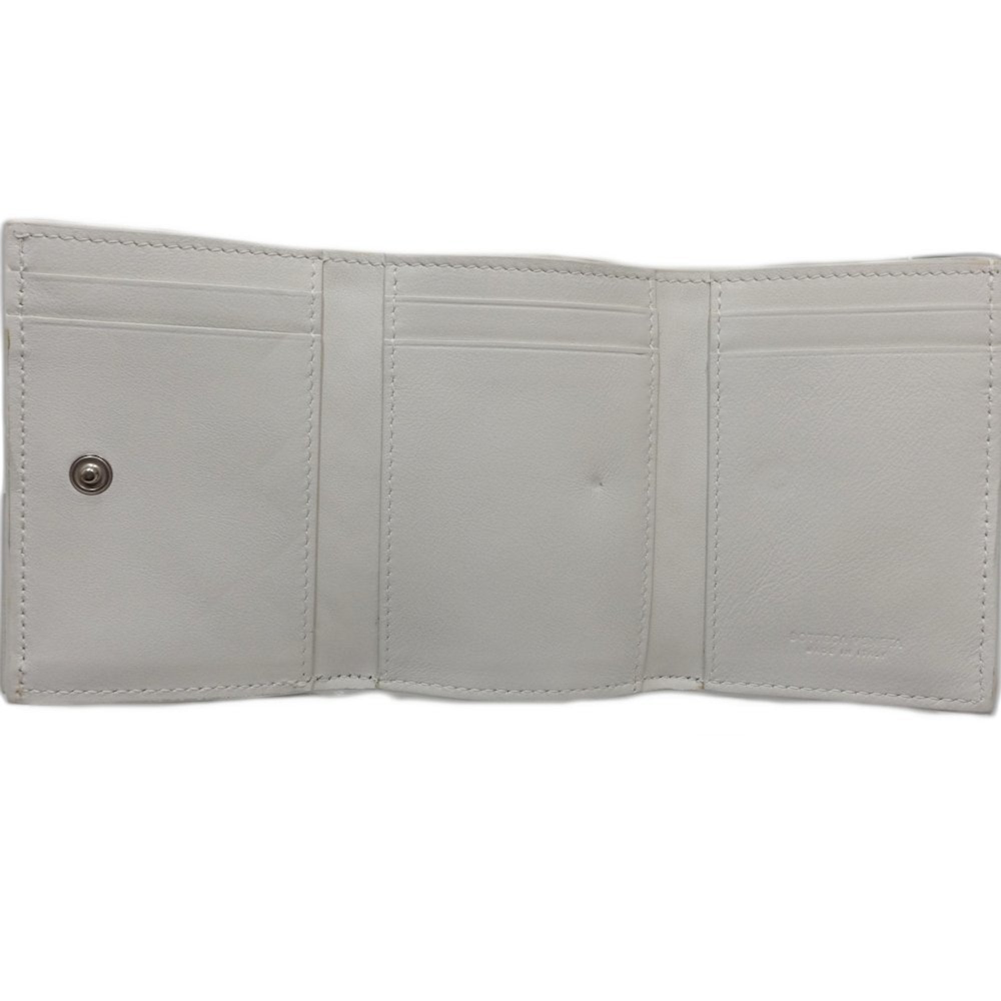 Bottega Veneta Intrecciato White Leather Wallet (Tri-Fold)