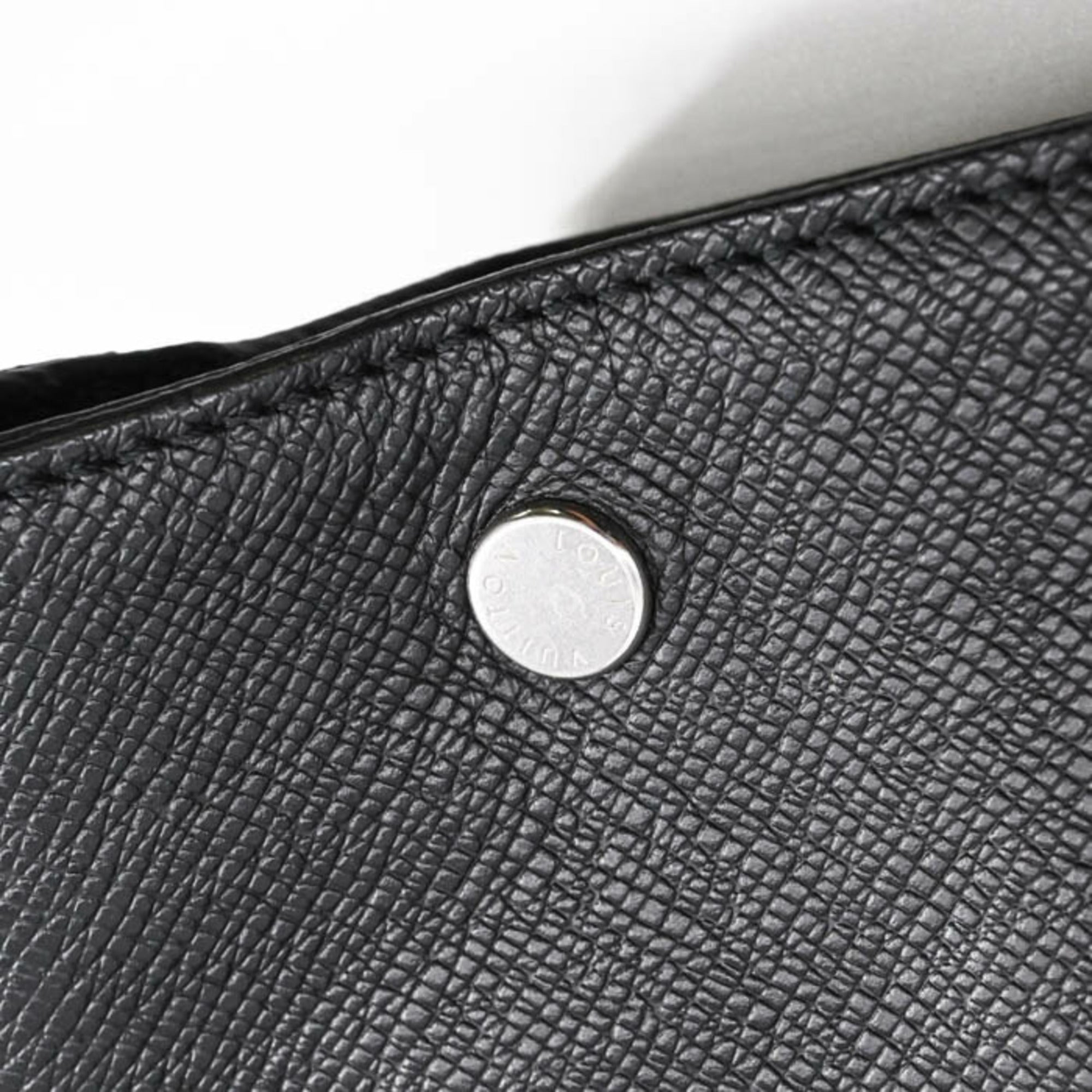 Louis Vuitton Black Noir Taigarama Handbag Shoulder Bag Tote Bag