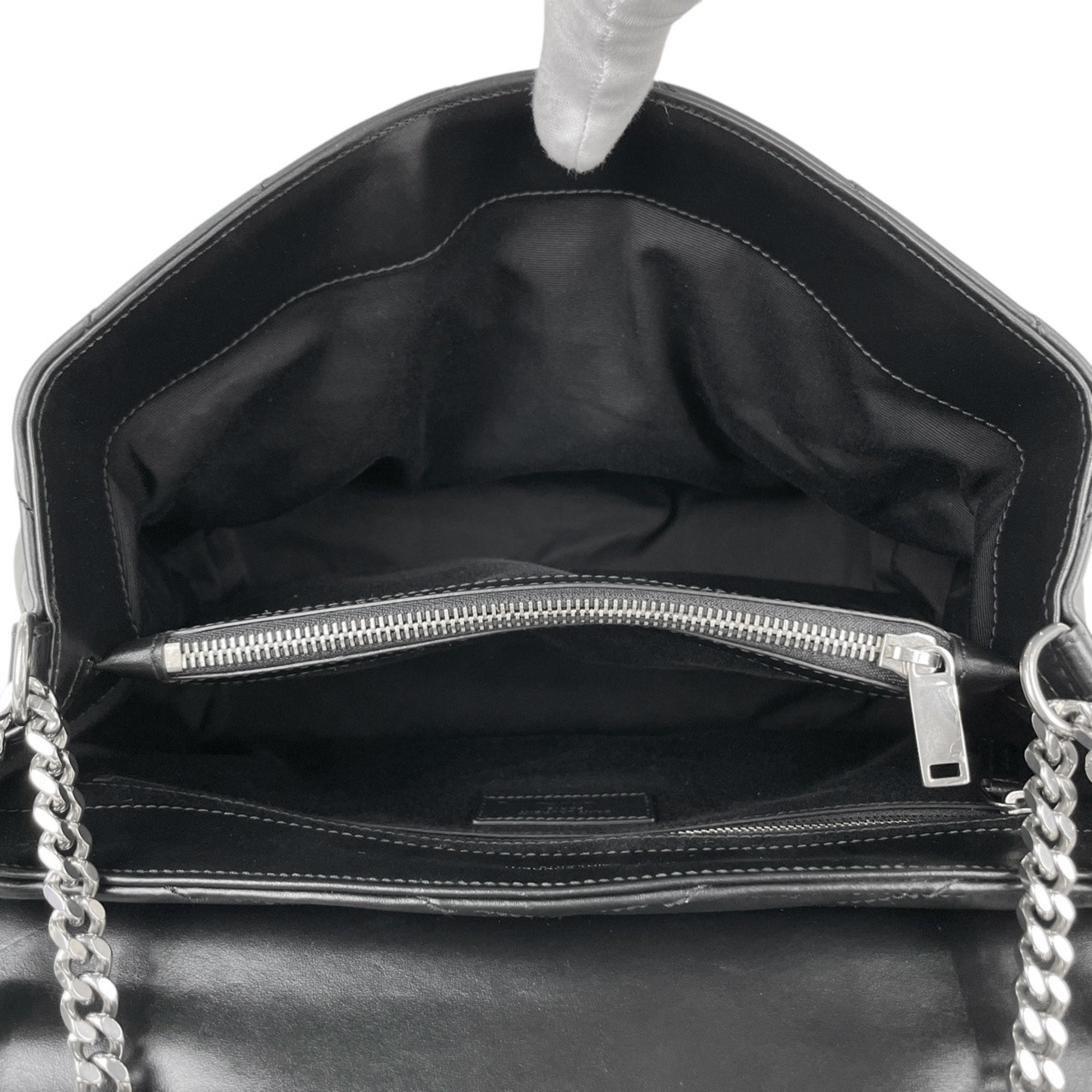 Saint Laurent Black Leather Shoulder Bag (Pre-Owned)