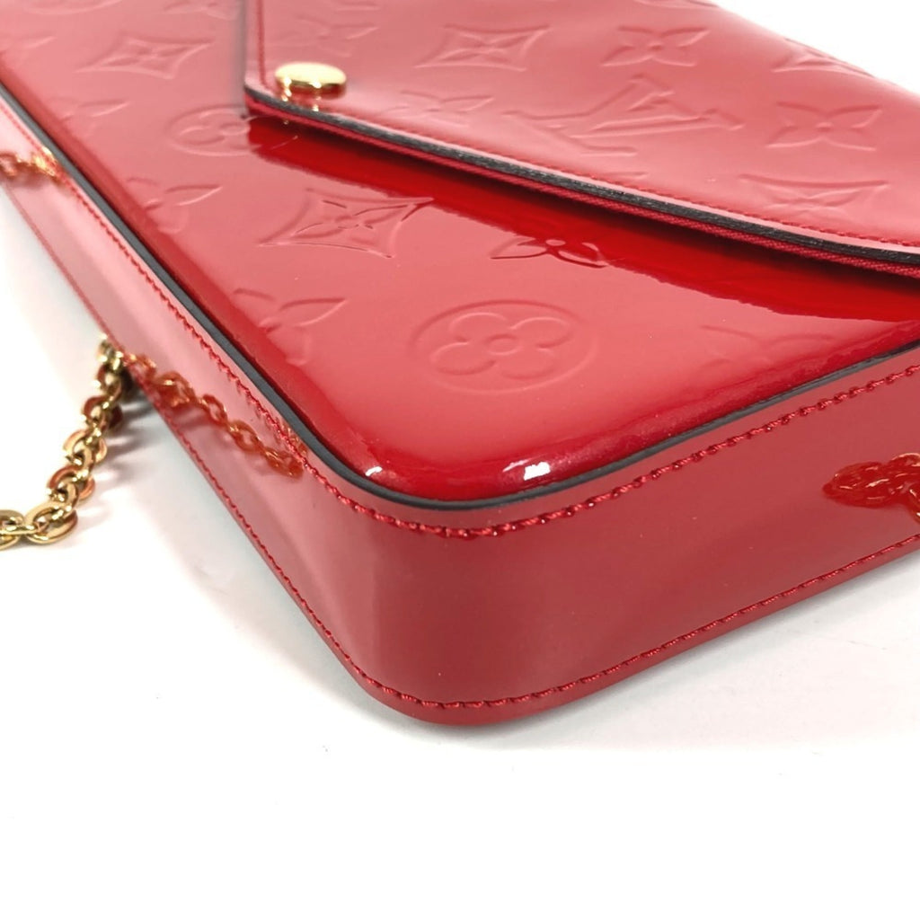 Louis Vuitton Red Color Monogram Vernis Canvas Clutch Bag Pochette Shoulder Bag