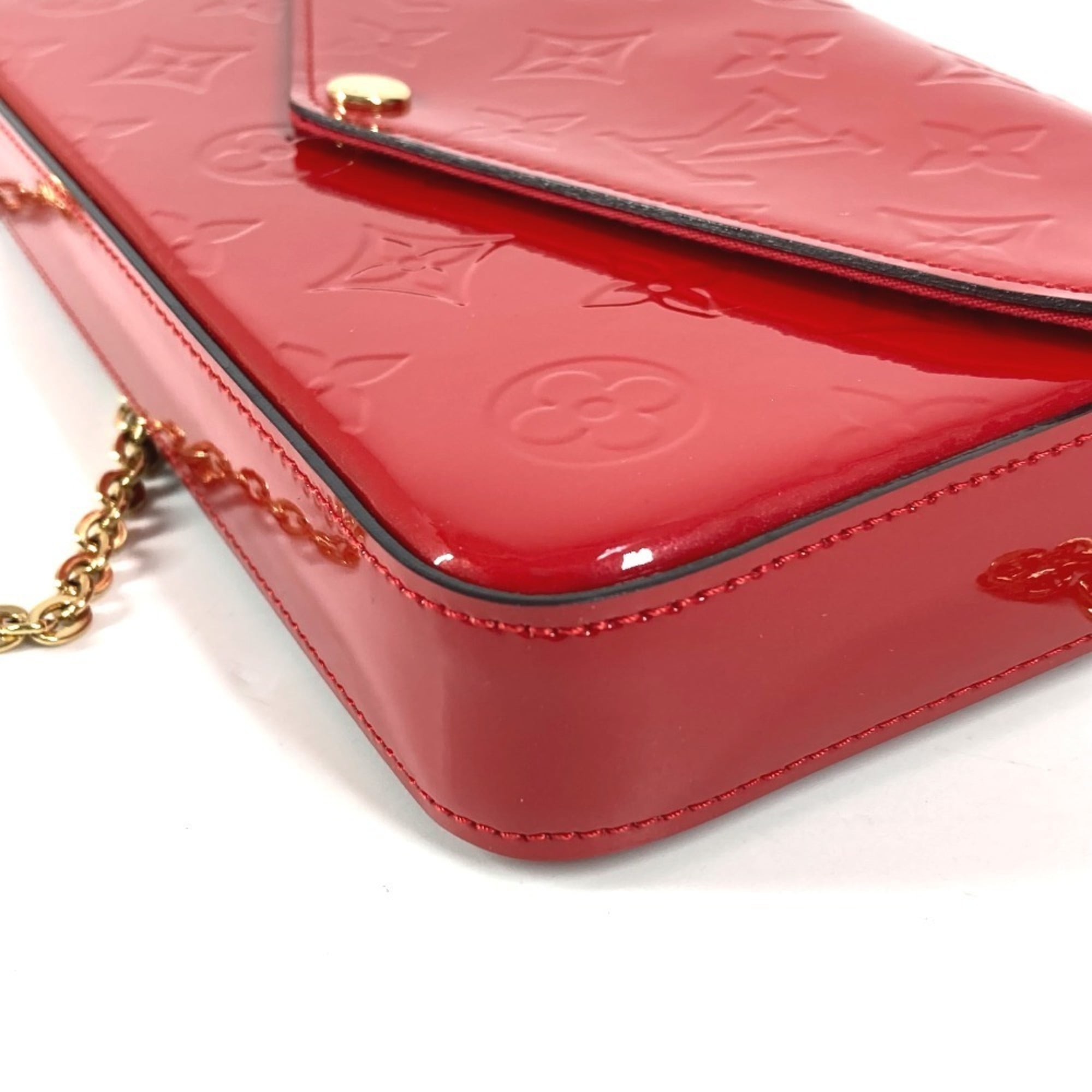 Louis Vuitton Red Color Monogram Vernis Canvas Clutch Bag Pochette Shoulder Bag