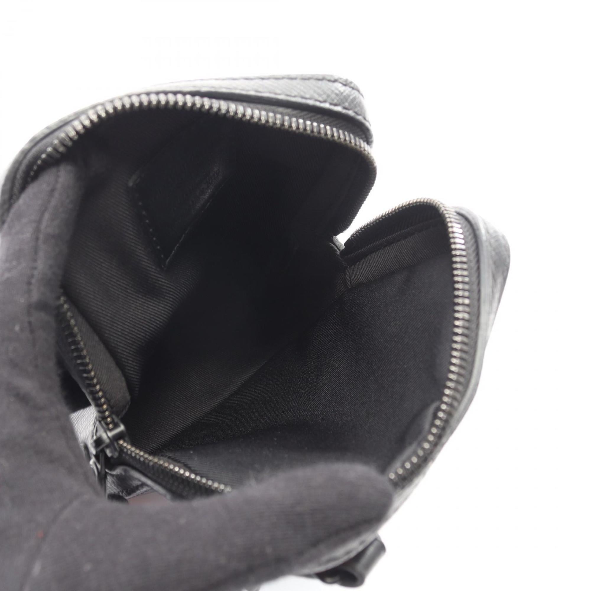 Louis Vuitton Black Noir Taiga Leather Handbag Shoulder Bag