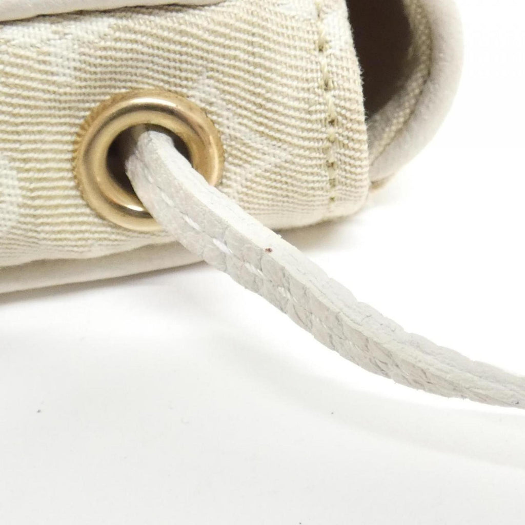 Louis Vuitton Ivory Canvas Handbag Pochette