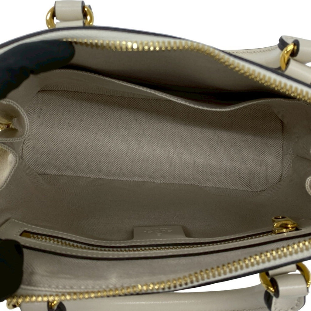 Gucci White Leather Handbag Shoulder Bag (Pre-Owned)