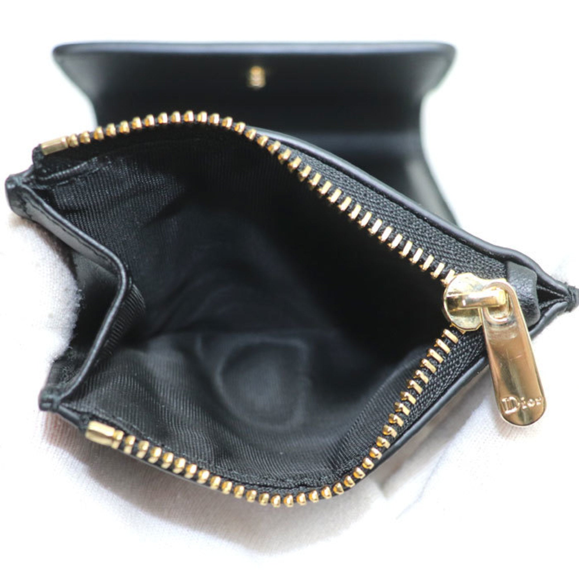 Christian Dior Black Leather Wallet (Tri-Fold) (Pre-Owned)