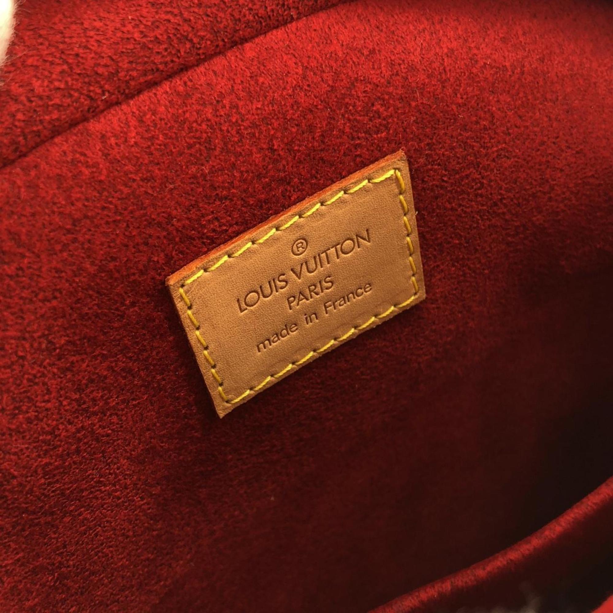 Louis Vuitton Marron Coated Canvas Handbag