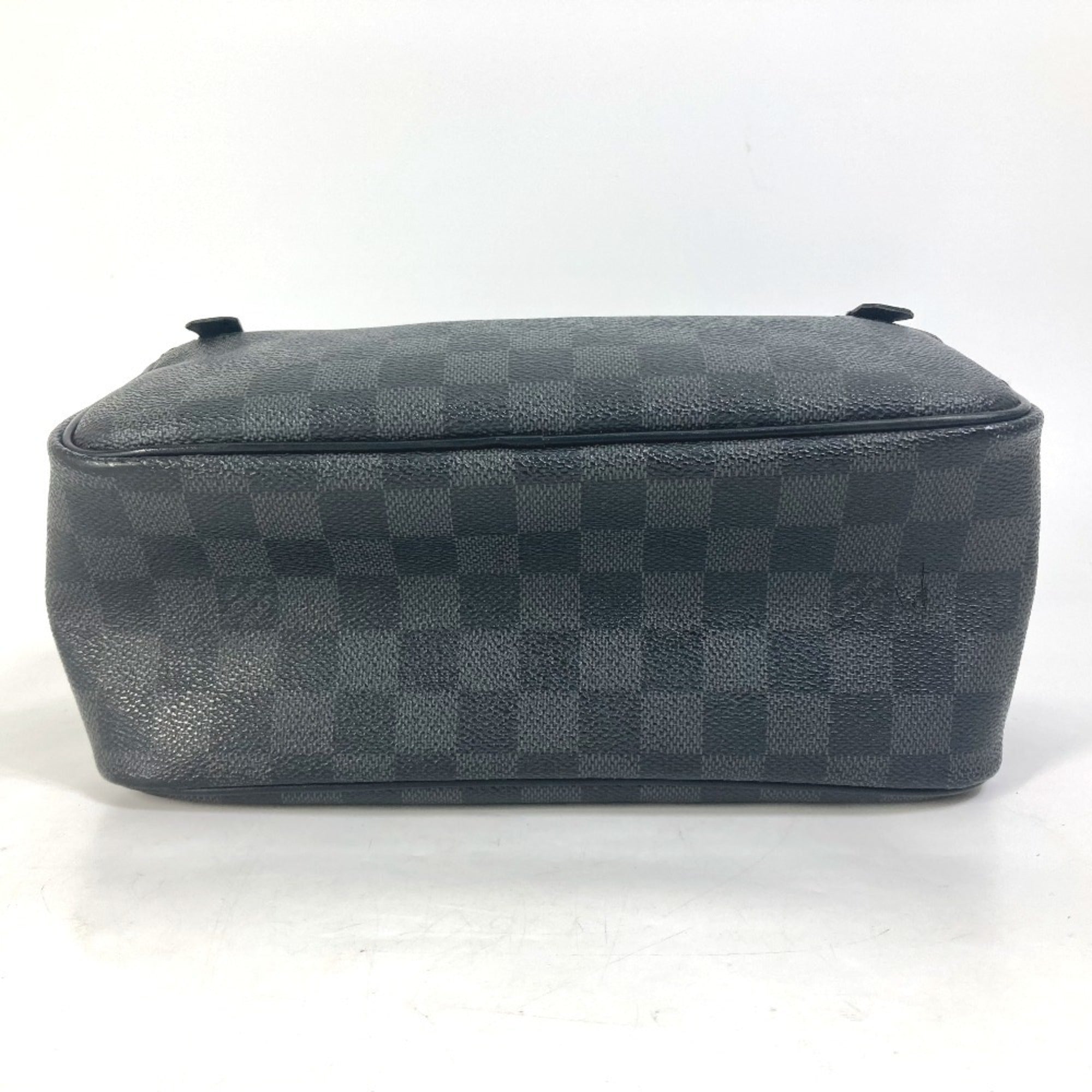 Louis Vuitton Damier Graphite Black Galle Damier Graphite Clutch Bag Pouch