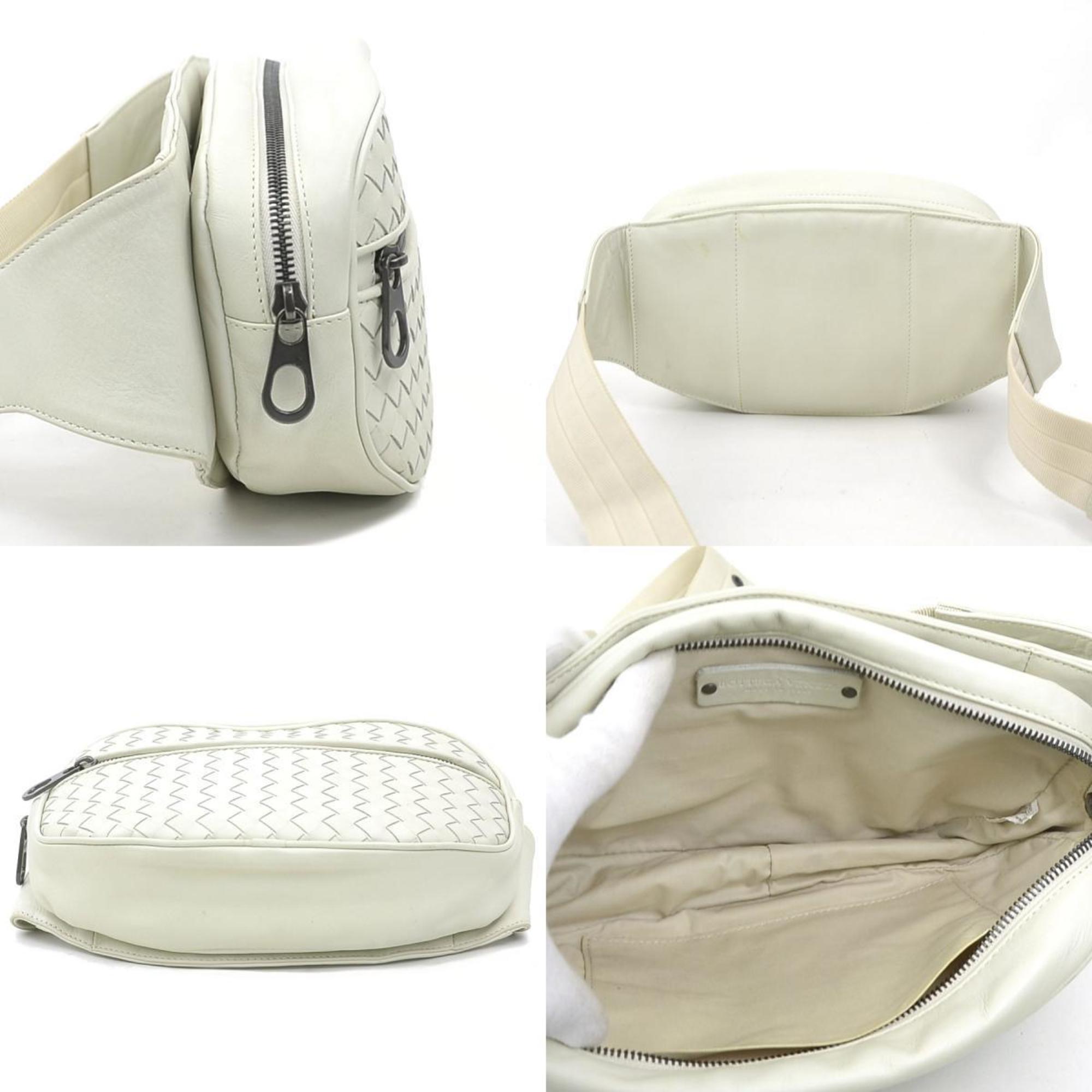 Bottega Veneta Ivory Intrecciato Fanny Pack