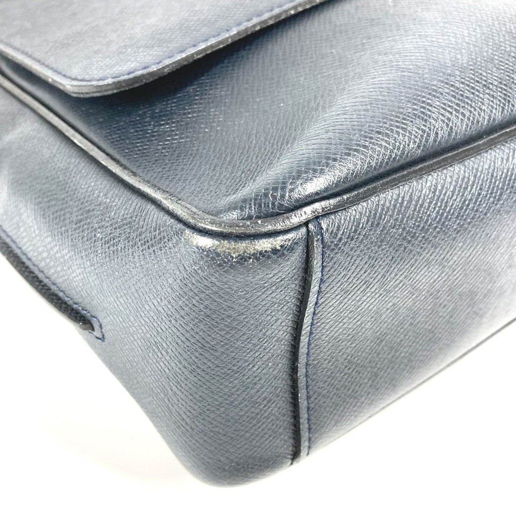 Louis Vuitton Boreal Galle Navy Taiga Leather Messenger Bag Shoulder Bag