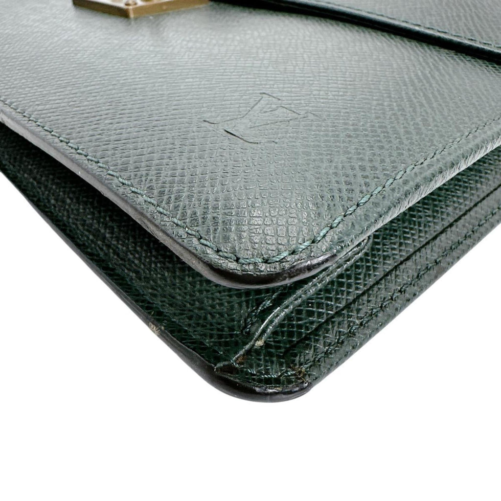 Louis Vuitton Episea Green Taiga Leather Clutch Bag