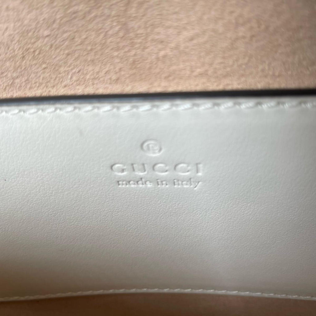 Gucci White Leather Shoulder Bag (Pre-Owned)