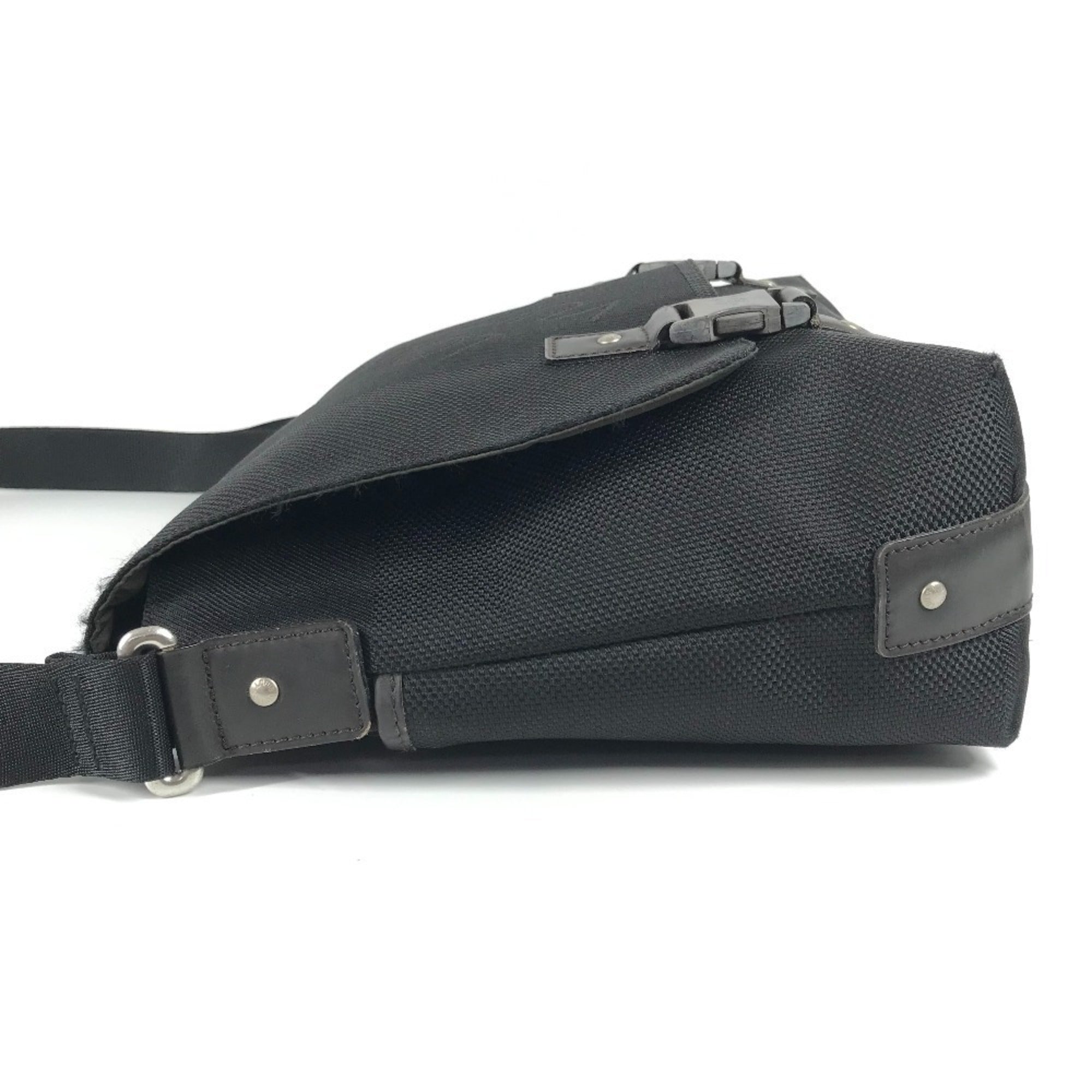 Louis Vuitton Black White Damier Geant Messenger Bag Shoulder Bag