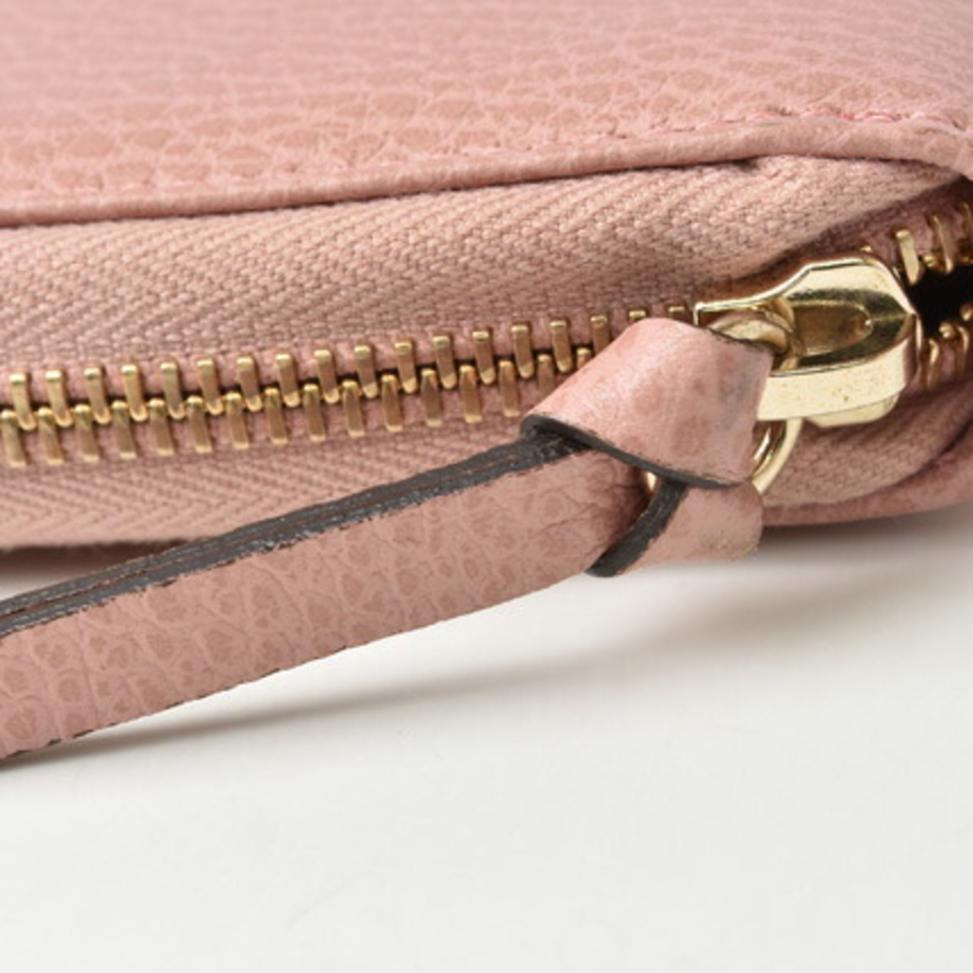 Gucci Light Pink Leather Wallet (Bi-Fold) (Pre-Owned)