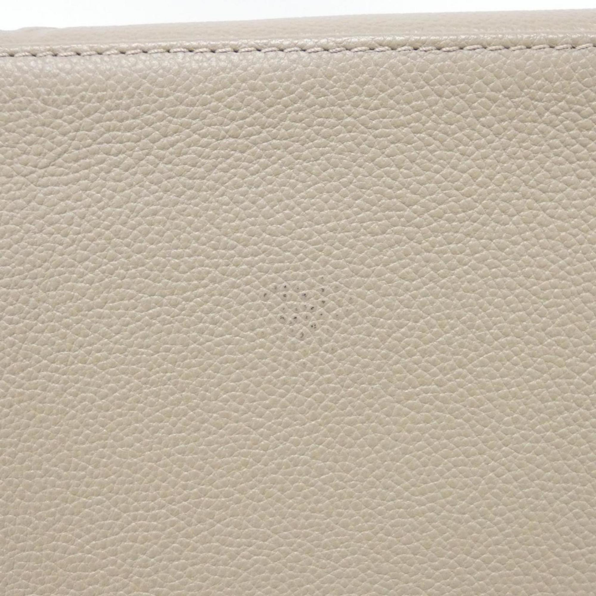 Louis Vuitton Tourterelle Leather Handbag