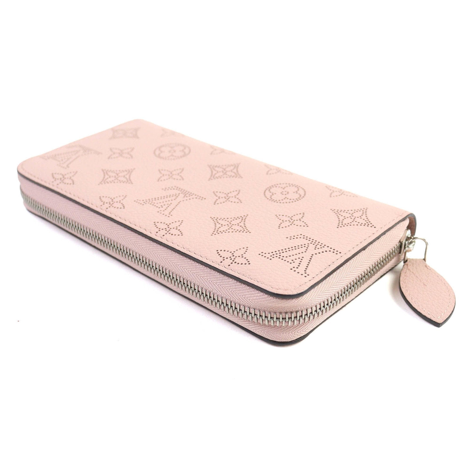 Louis Vuitton Mahina Magnolia Mahina Leather Long Wallet