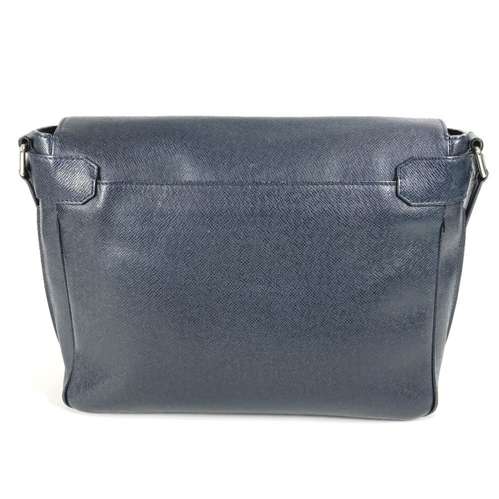 Louis Vuitton Boreal Galle Navy Taiga Leather Messenger Bag Shoulder Bag