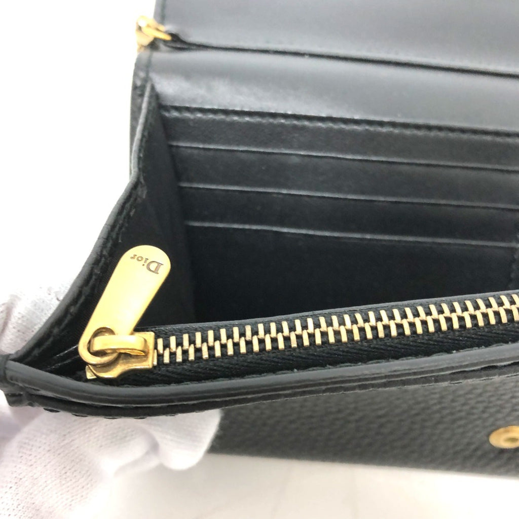 Christian Dior Black Leather Shoulder Bag (Pre-Owned)