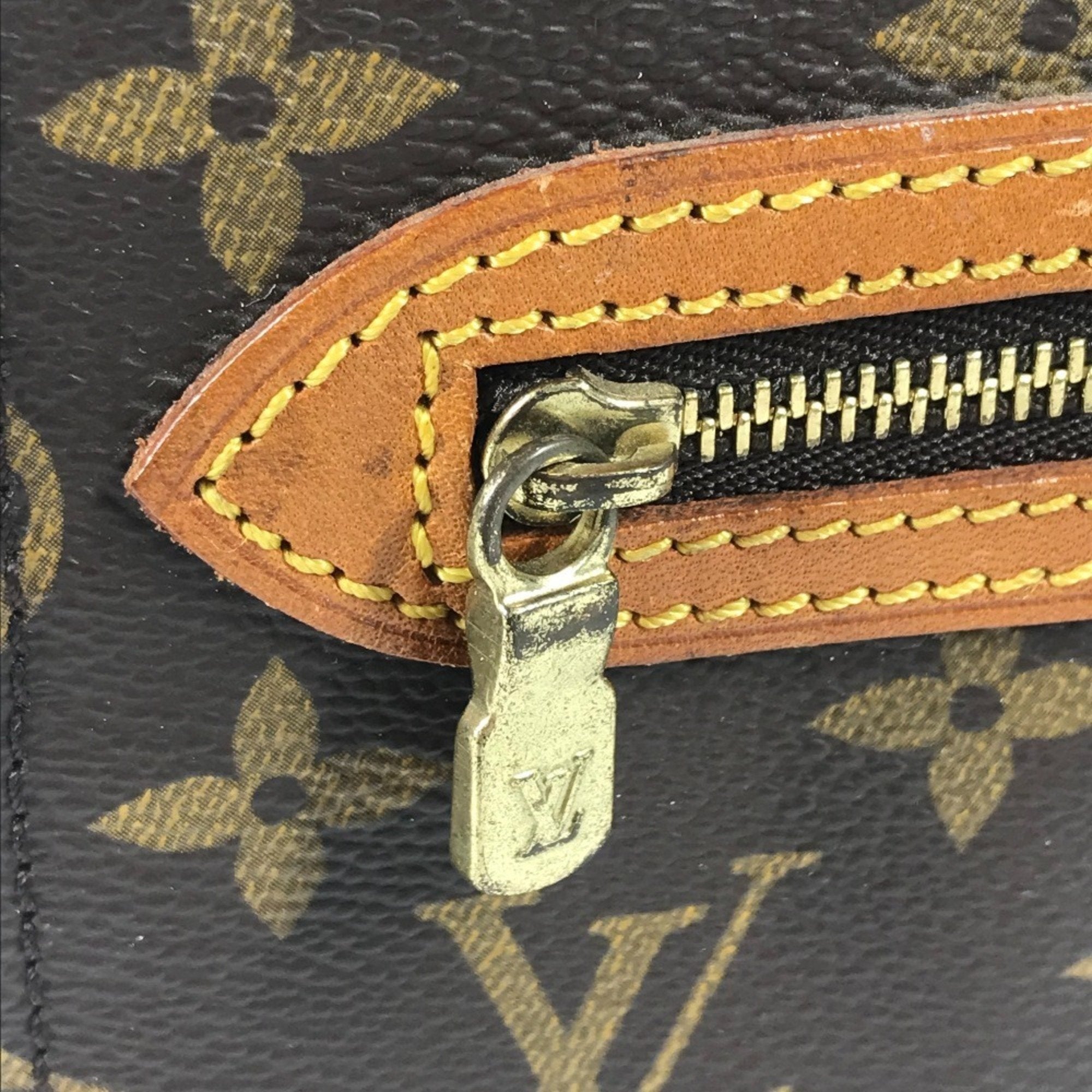 Louis Vuitton Brown Monogram Canvas Pochette Shoulder Bag