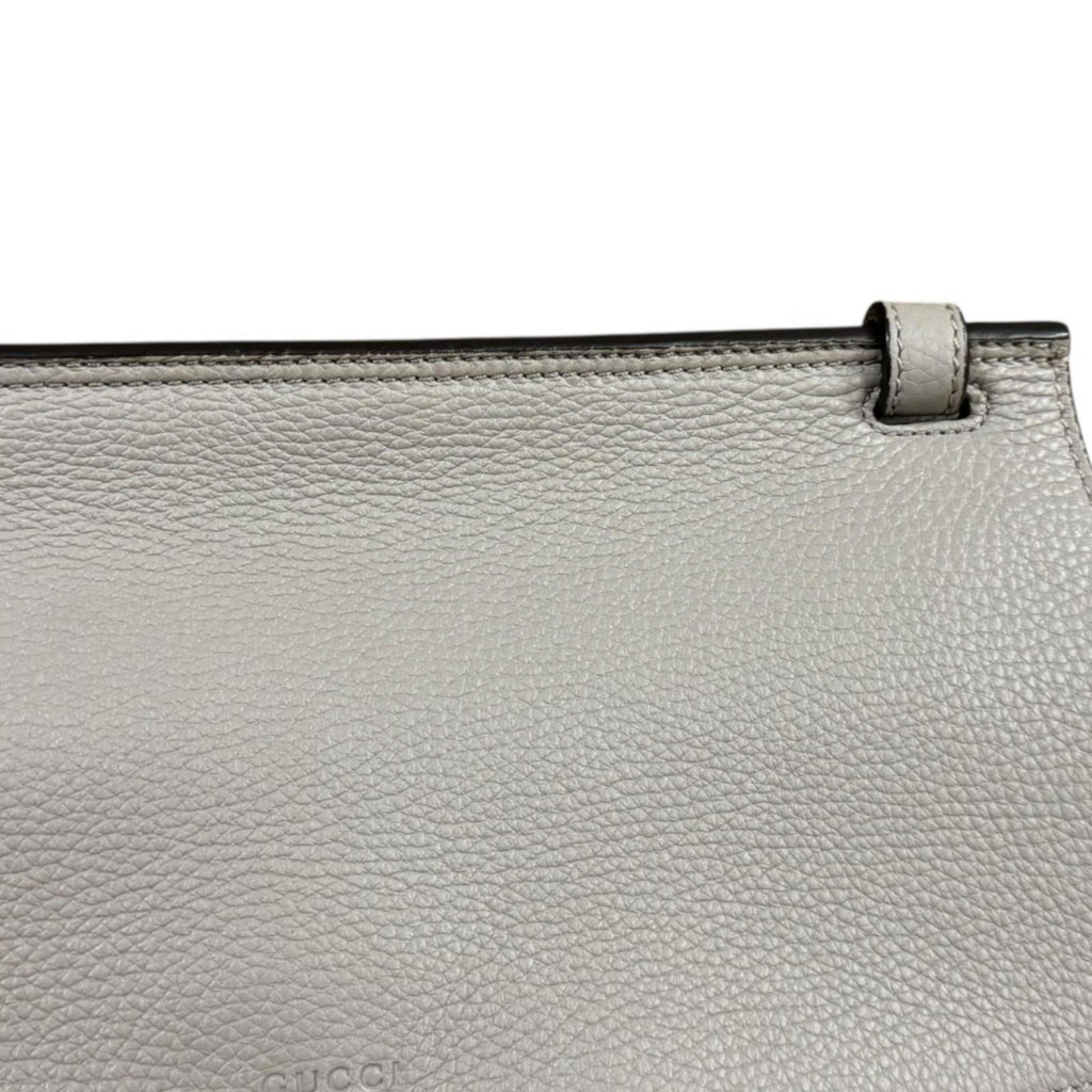 Gucci Gray Leather Shoulder Bag (Pre-Owned)
