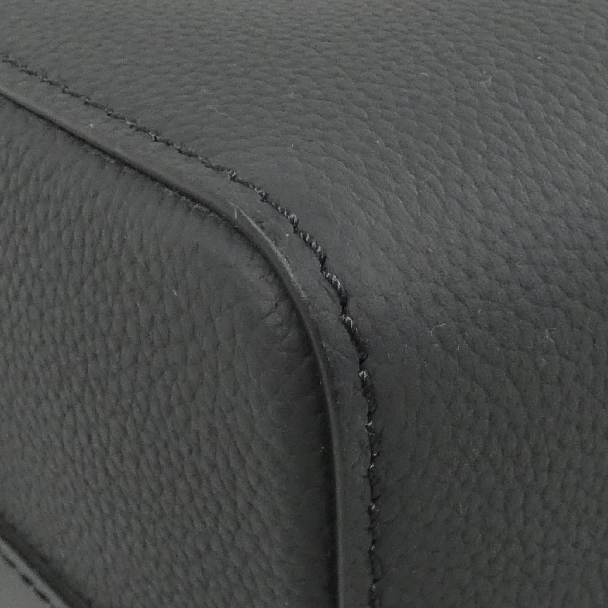 Louis Vuitton Black Leather Shoulder Bag