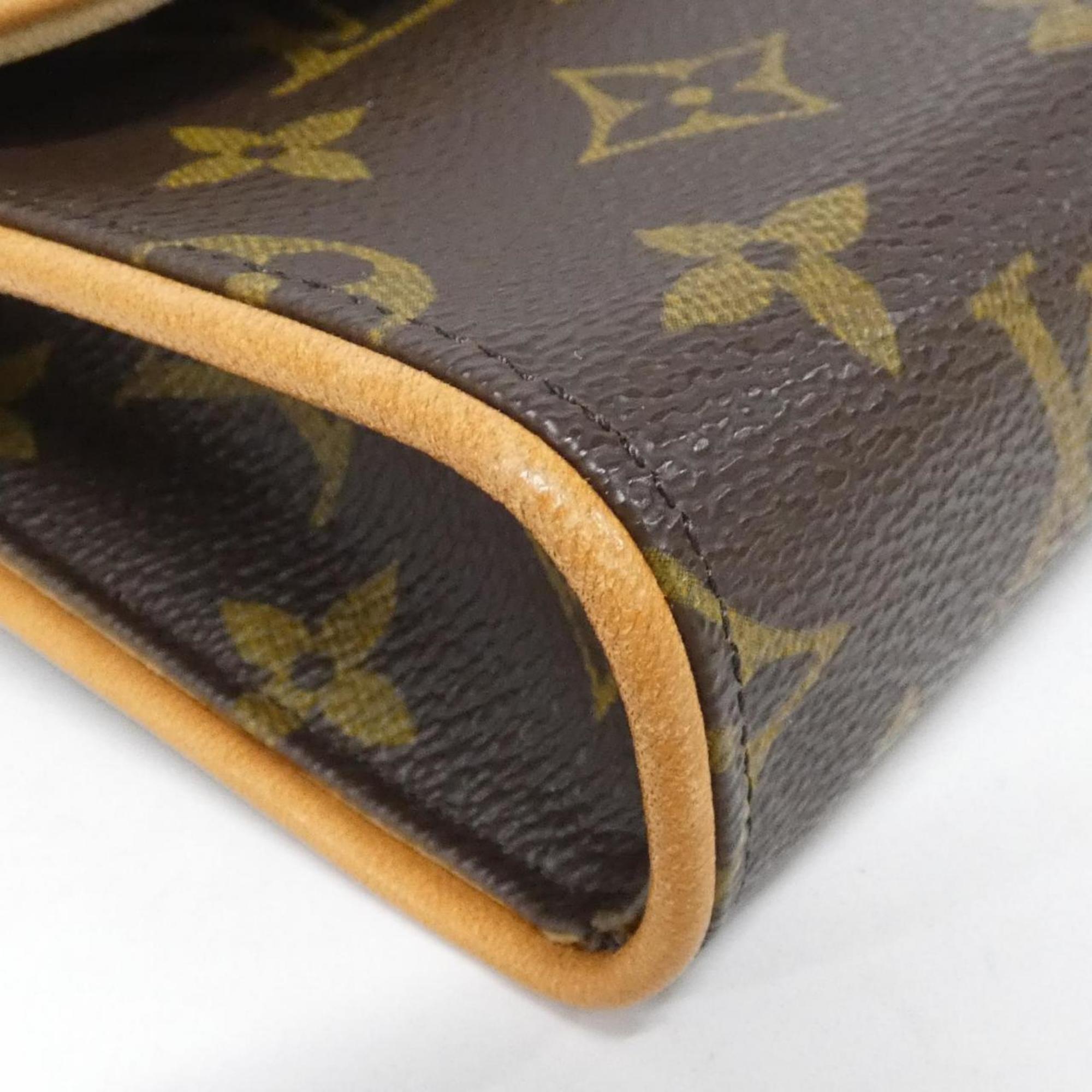 Louis Vuitton Marron Coated Canvas Fanny Pack Pochette