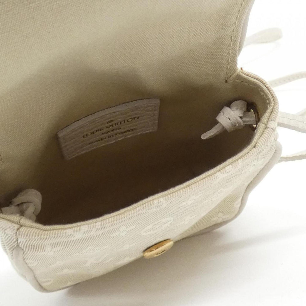 Louis Vuitton Ivory Canvas Handbag Pochette