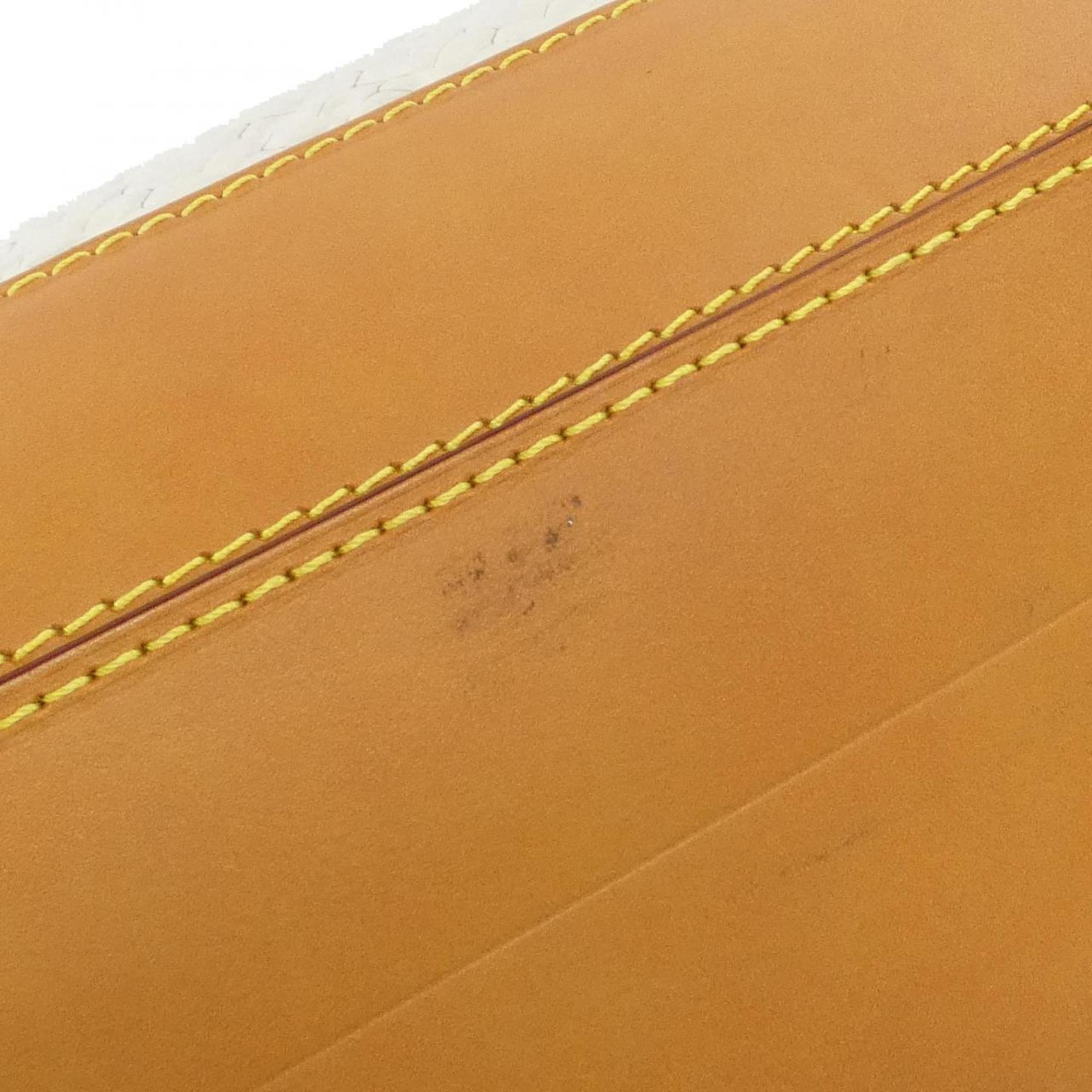 Louis Vuitton Off-White Leather Handbag