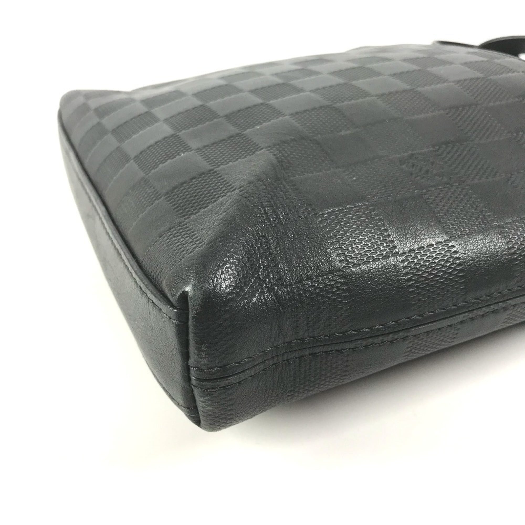 Louis Vuitton Black Damier Infini Pochette Shoulder Bag