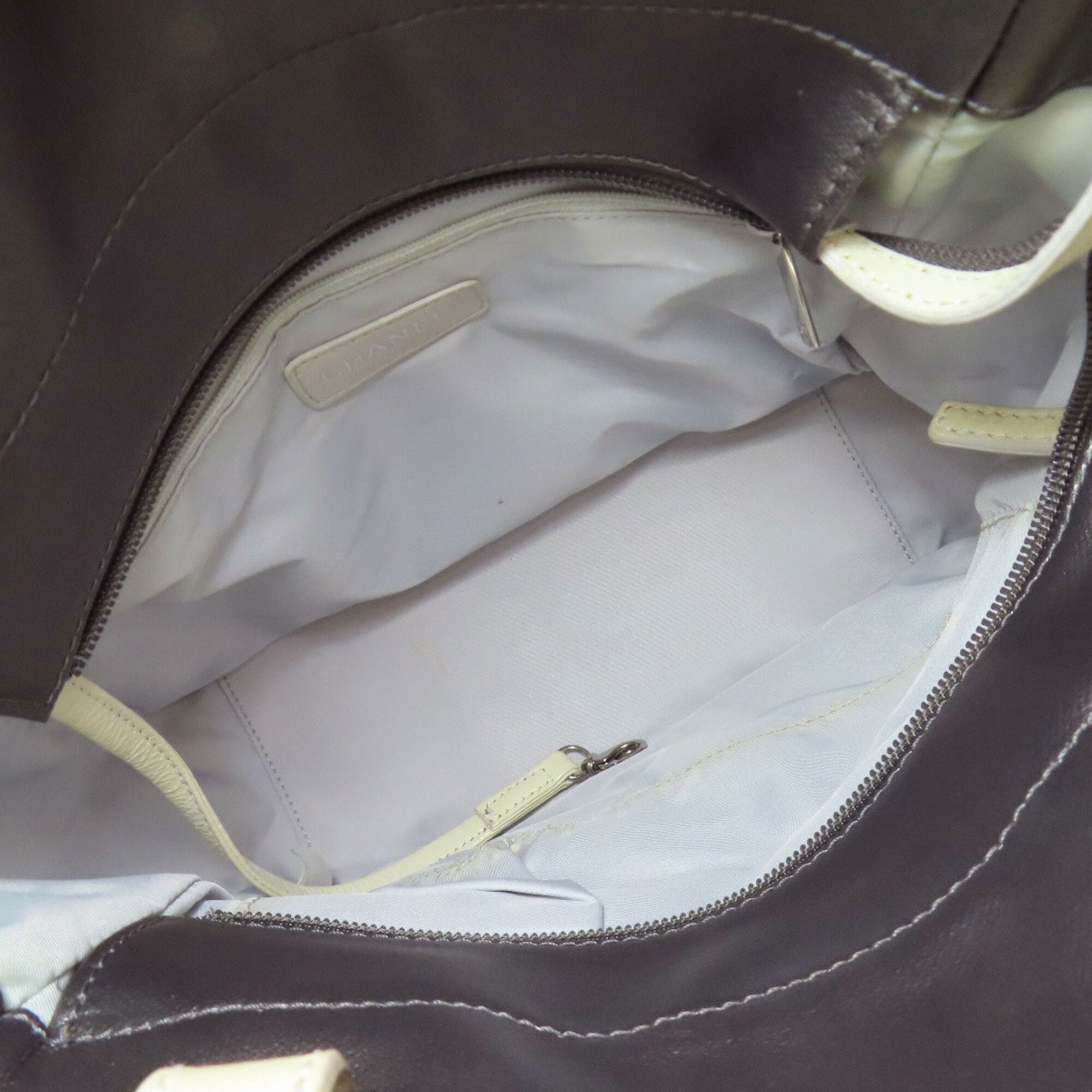 Chanel Silver White Leather Handbag