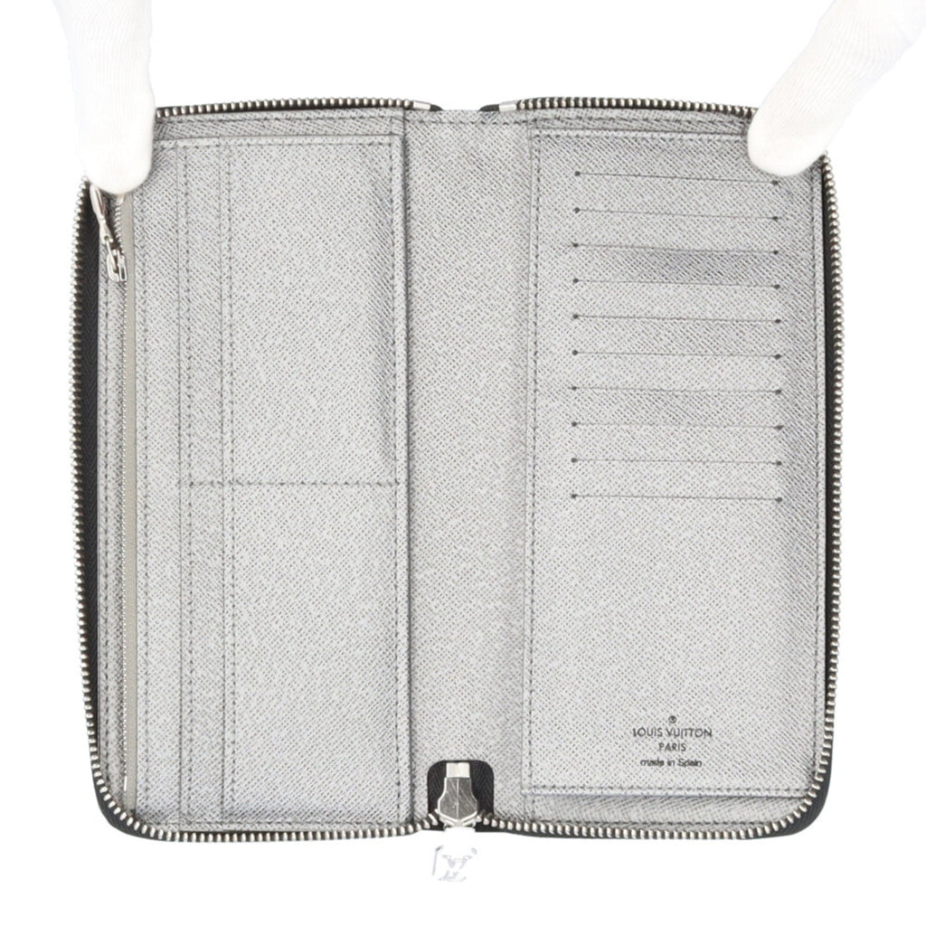 Louis Vuitton Silver Taiga Leather Leather Long Wallet